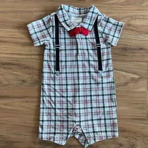 Baby boy shortall outfit 0-3 months
